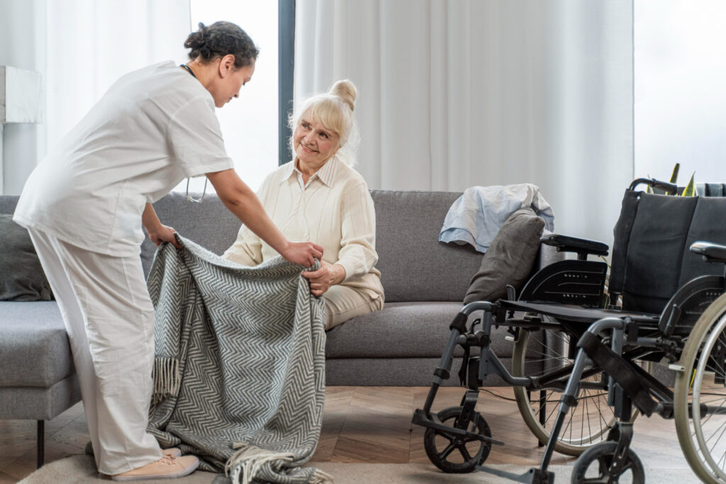 Servizi socio-sanitari e assistenziali per anziani e persone fragili: RSA, CDI, Nucleo Alzheimer, assistenza domiciliare e riabilitazione.