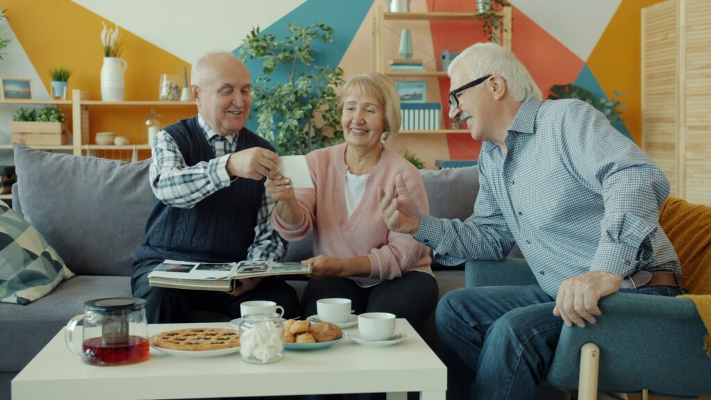 Residenzialità assistita per anziani e persone fragili: assistenza continua, cura personalizzata e ambienti confortevoli per una vita serena e sicura.